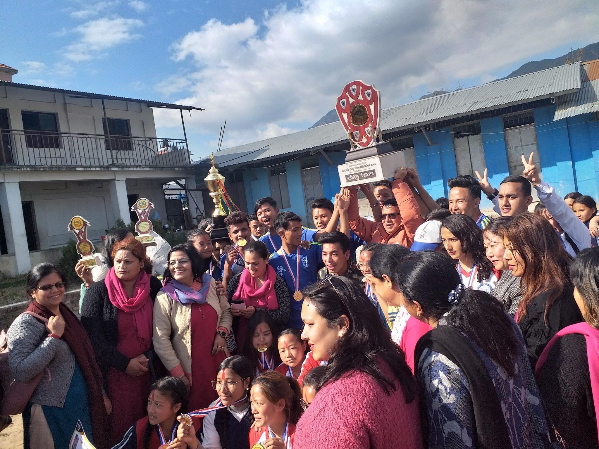 नगर स्तरीय राष्ट्रपति रनिङ शिल्ड प्रतियोगिताको उपाधि चामुण्डा माविलाई