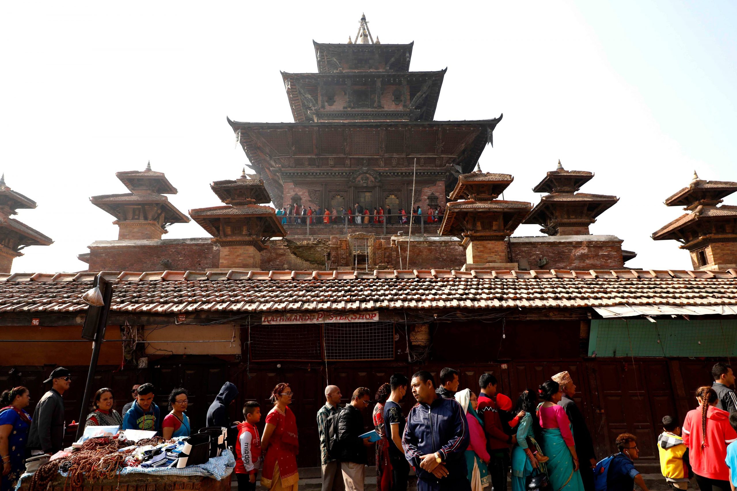 आज दशैंको महानवमी, पशुबली र आरधना गरी मनाइदै
