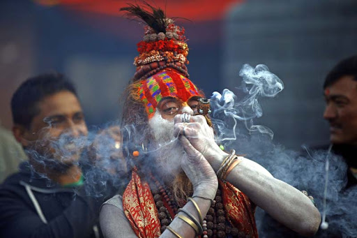 महाशिवरात्रीमा मास्क नलगाए पशुपतिनाथ दर्शन गर्न नपाइने