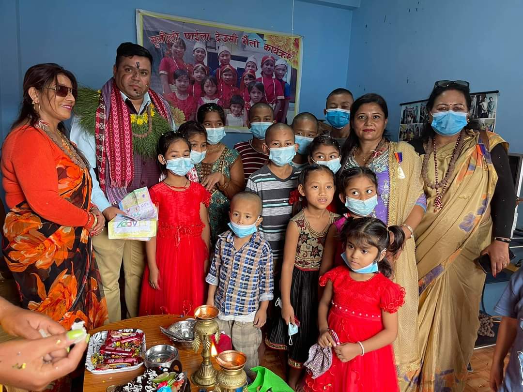लायन दिपेन्द्र सिम्खडाले आफ्नो जन्म दिन सुनौलो पाइला बाल आश्रममा मनाए