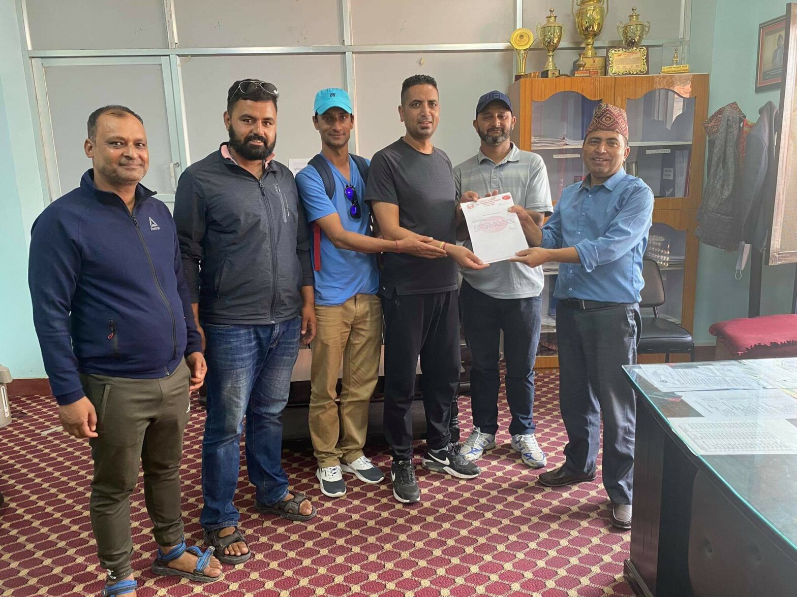 बूढानीलकण्ठ नगरपालिकाले दियो जगडोलस्थित यज्ञडोल जगडोल युवा क्लबलाई आफ्नो गाँऊ व्यवस्थित गर्ने जिम्मा