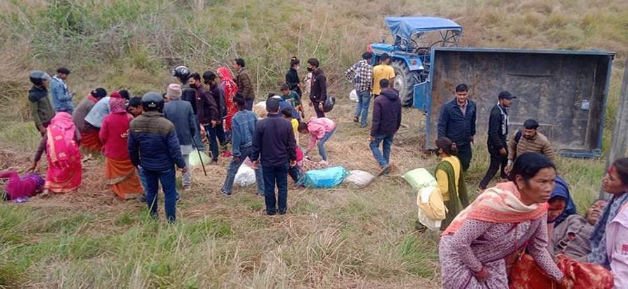 कंचनपुरमा जन्ती बोकेको ट्याक्टर दुर्घटना, तीन जनाको मृत्यु