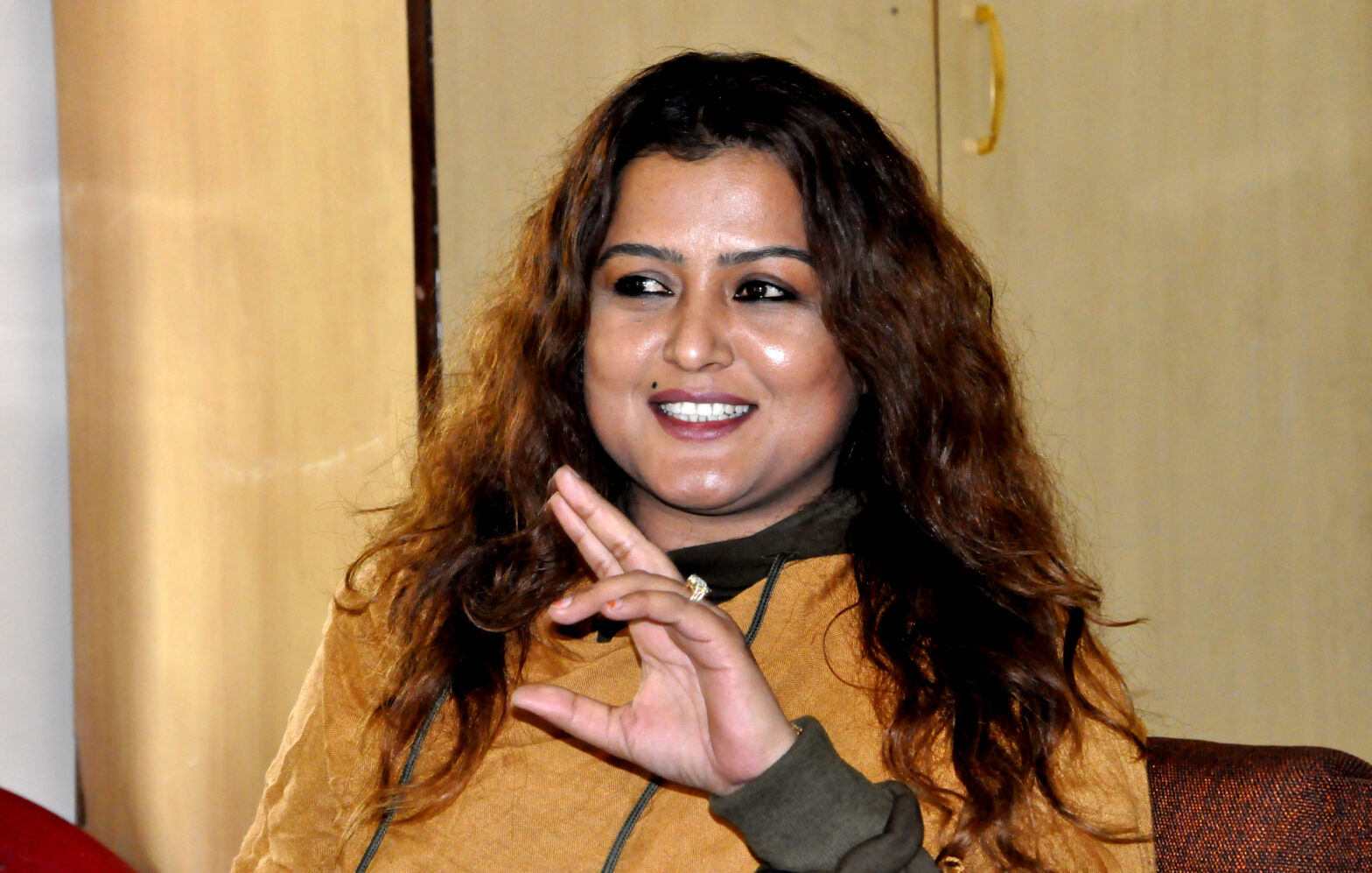 रेखा थापा बनिन् राप्रपाको लिङ्देन समूहबाट महामन्त्रीको उमेदवार