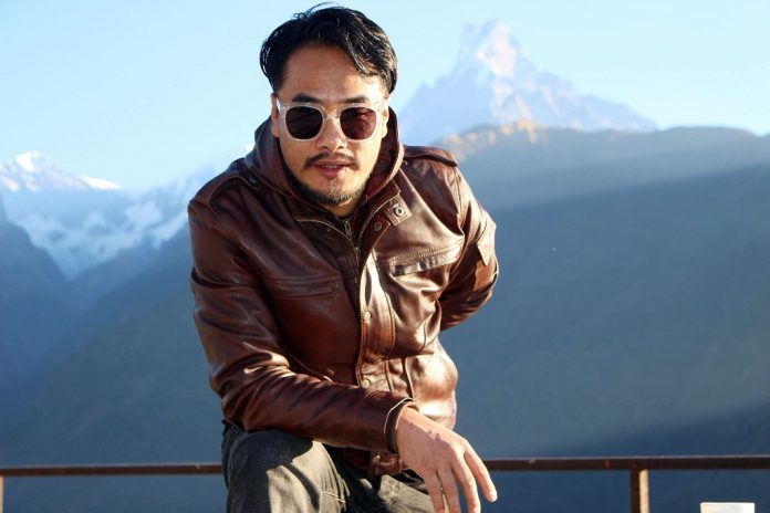 गायक सन्तोष गुरुङको ‘यो बैंश’ सार्वजनिक