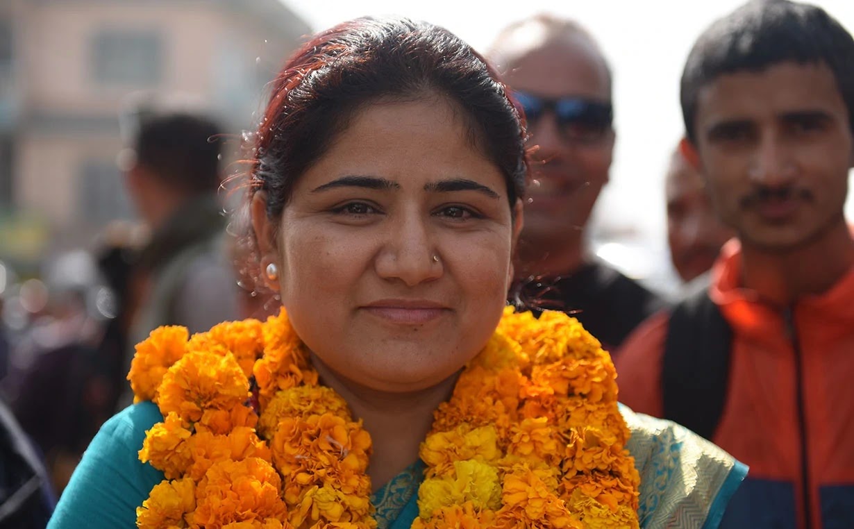 प्रेमीकी श्रीमतीमाथि हातपात गरेको भन्दै लुम्बिनी प्रदेशकी राज्यमन्त्री विमला खत्रीविरुद्ध उजुरी