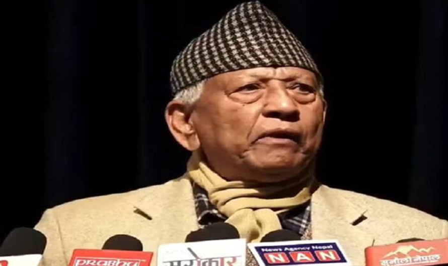 ज्येष्ठ सदस्य केसीले आज पद तथा गोपनीयताको शपथ लिँदै