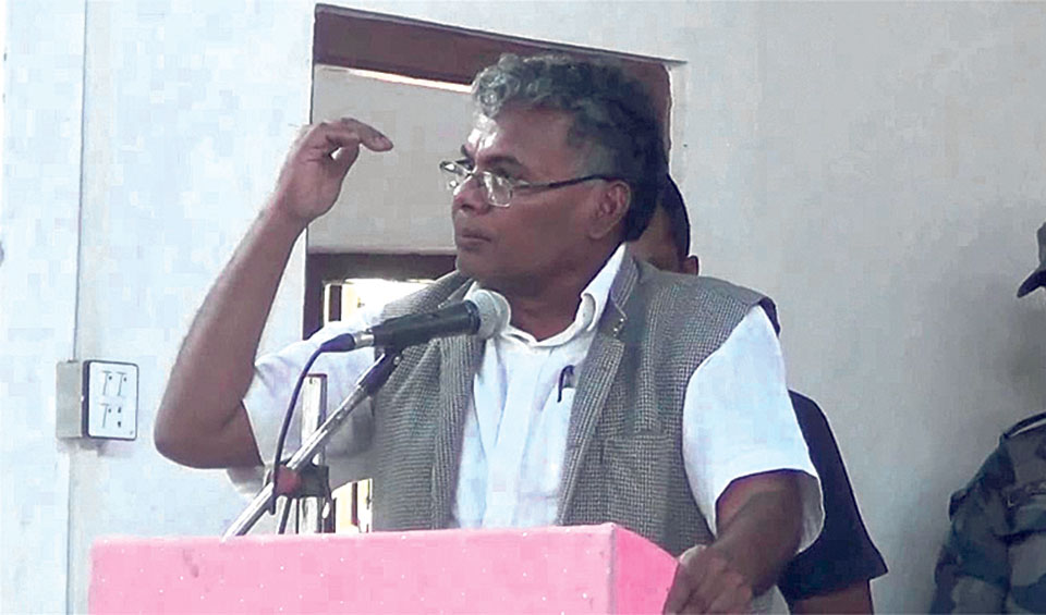माओवादी केन्द्रका मातृका यादव पराजित, कार्कीले जिते