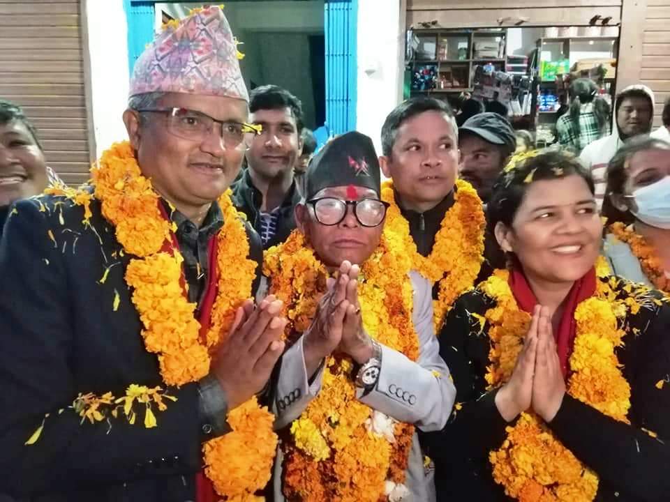 भेलुबाजेको सार्वजनिक बयानपछि एमालेका उम्मेदवार सूर्य थापालाई स्पष्टीकरण
