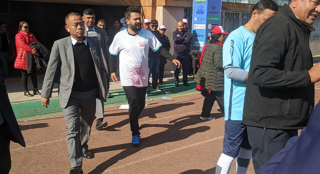 नयाँ सांसदबारे बालेनको ब्यंग्य : नयाँ गफाडीहरु