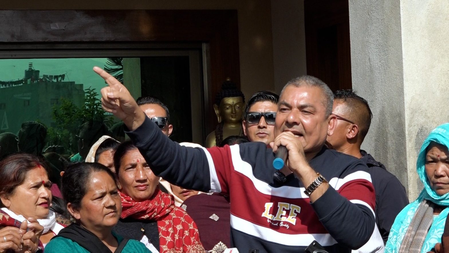 दुर्गा प्रसाईंको राजनीतिक स्वार्थका कारण धर्नामा रहेका नागरिकको जीवन सङ्कटमा