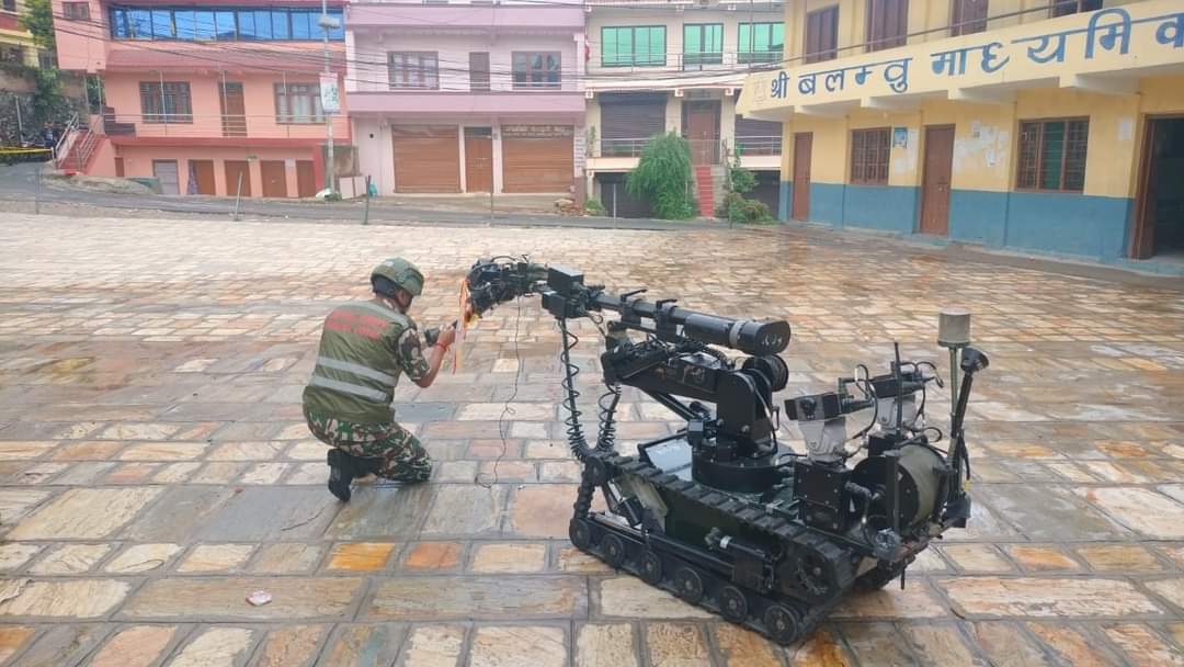 चन्द्रागिरिको बलम्बुमा शङ्कास्पद वस्तु फेला, सेनाले गर्यो निष्क्रिय