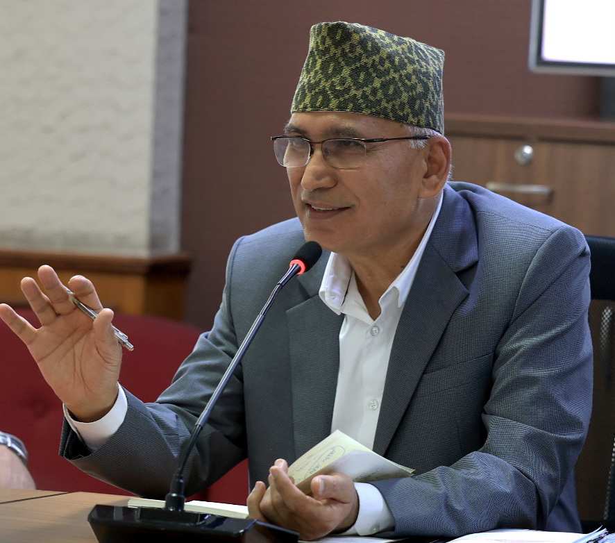 अर्थमन्त्रीले भने-लक्ष्य पूरा गर्न अहिलेदेखि लागौं