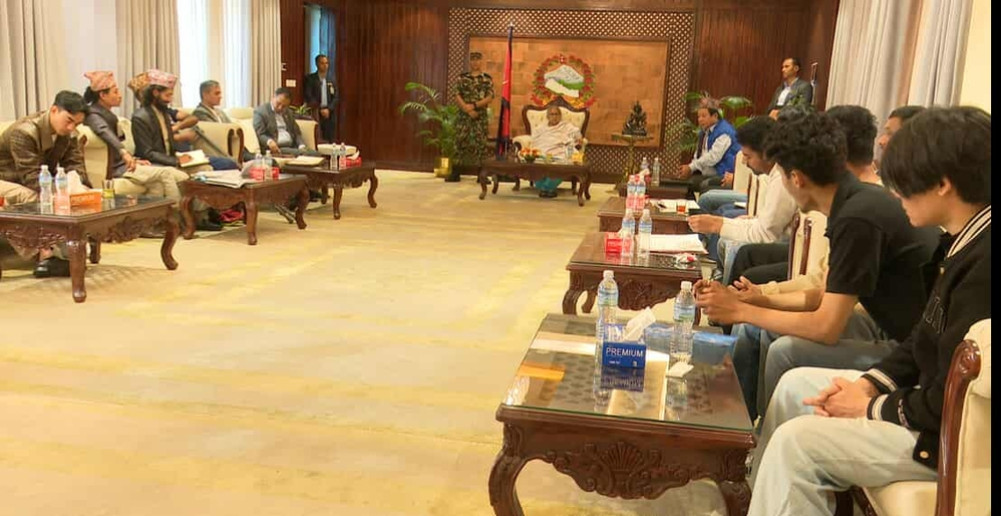प्रधानमन्त्री र जेन-जी आन्दोलनका घाइतेहरुबीच भेट, के भयो कुराकानी ?