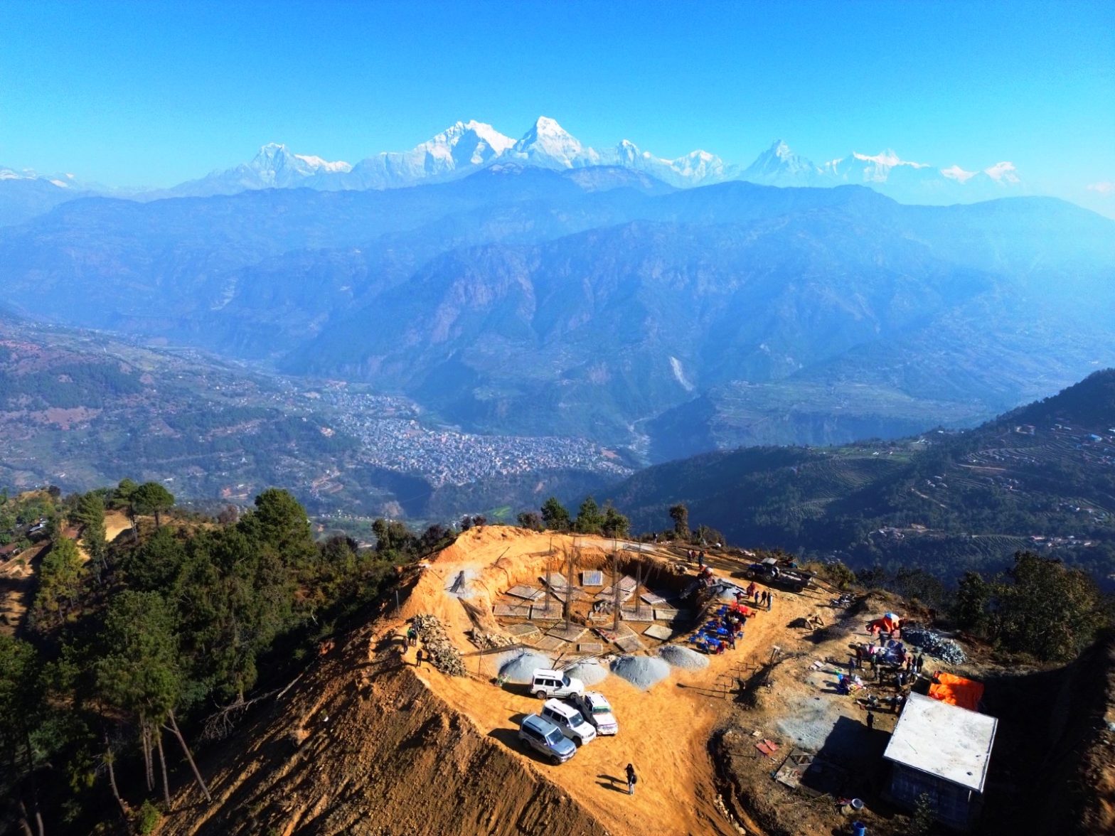 ‘ब्लु हिल’मा पर्यटकीय पूर्वाधार निर्माण गरिँदै
