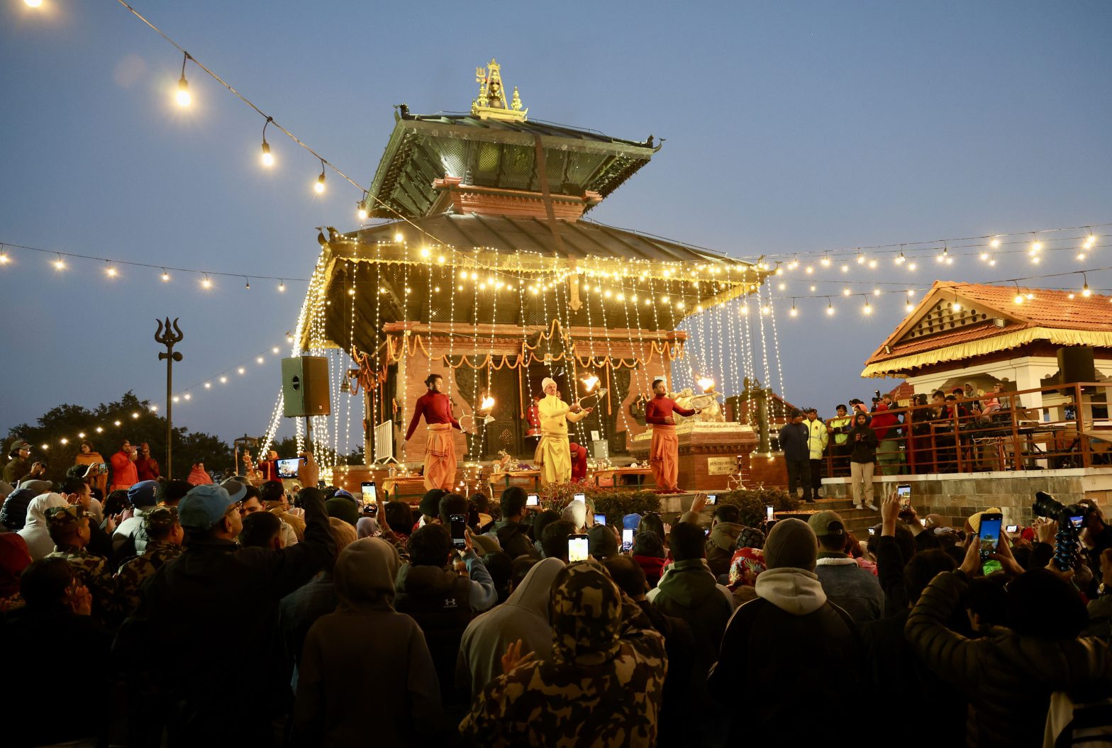 महाशिवरात्रिः पशुपतिनाथलगायत देशभरका शिवालयमा पूजा