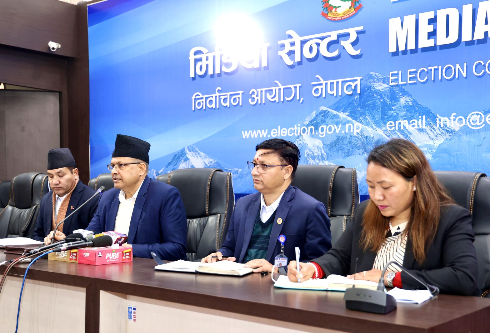 प्रतिनिधिसभा सदस्य निर्वाचनः नागरिकलाई मतदाता नामावलीकै चिन्ता