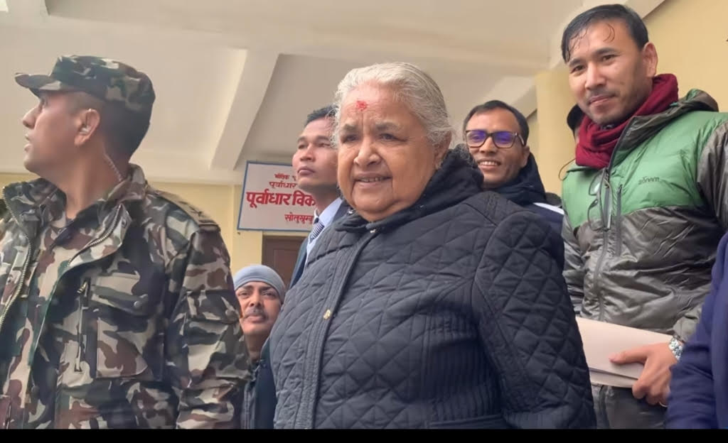 सोलुखुम्बु पुगेर प्रधानमन्त्रीले भनिन् : निर्वाचनको विकल्प छैन
