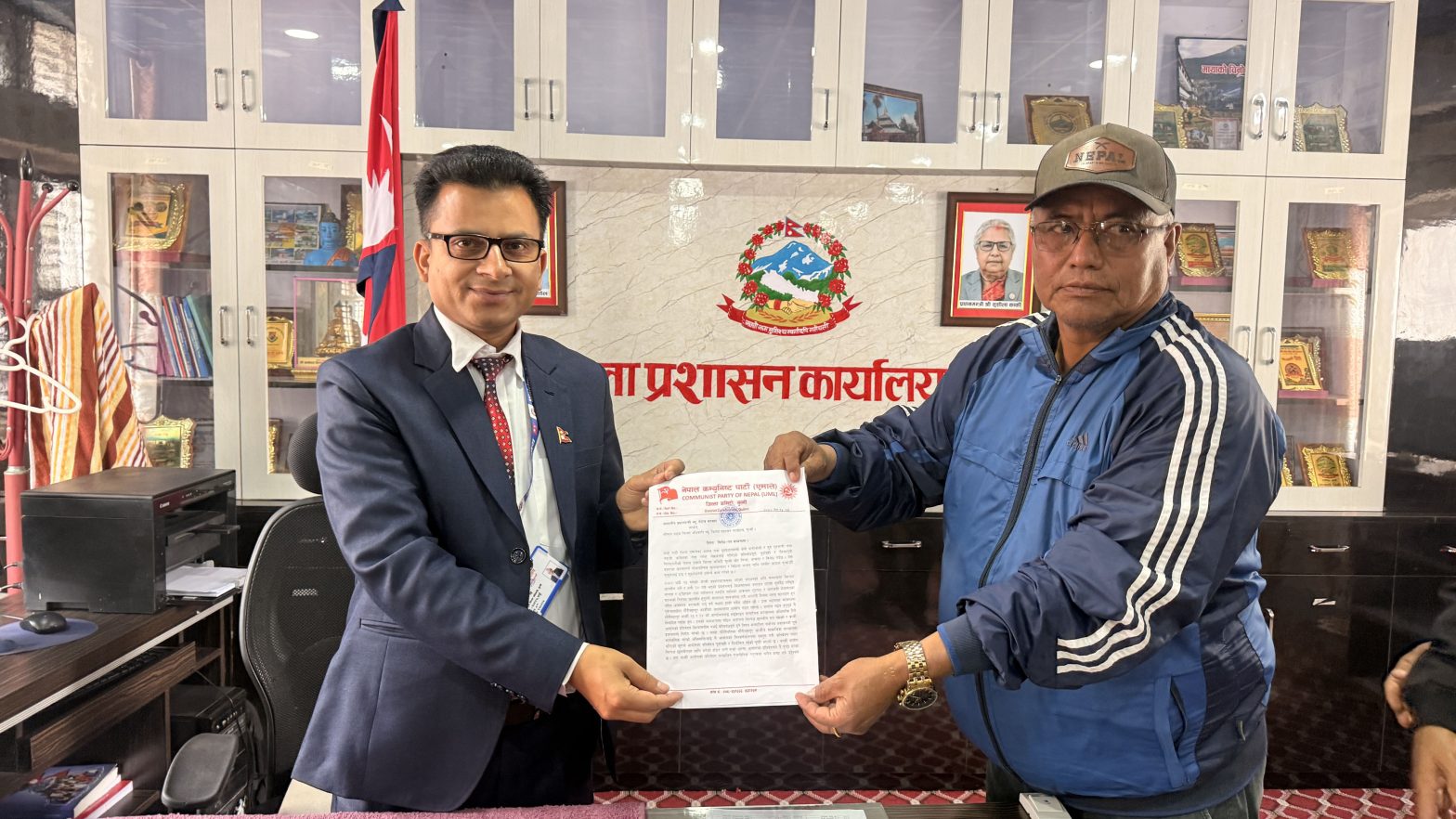 अध्यक्ष ओली र पूर्वगृहमन्त्री पक्राउविरुद्ध बन्दीप्रत्यक्षीकरणको रिट दायर