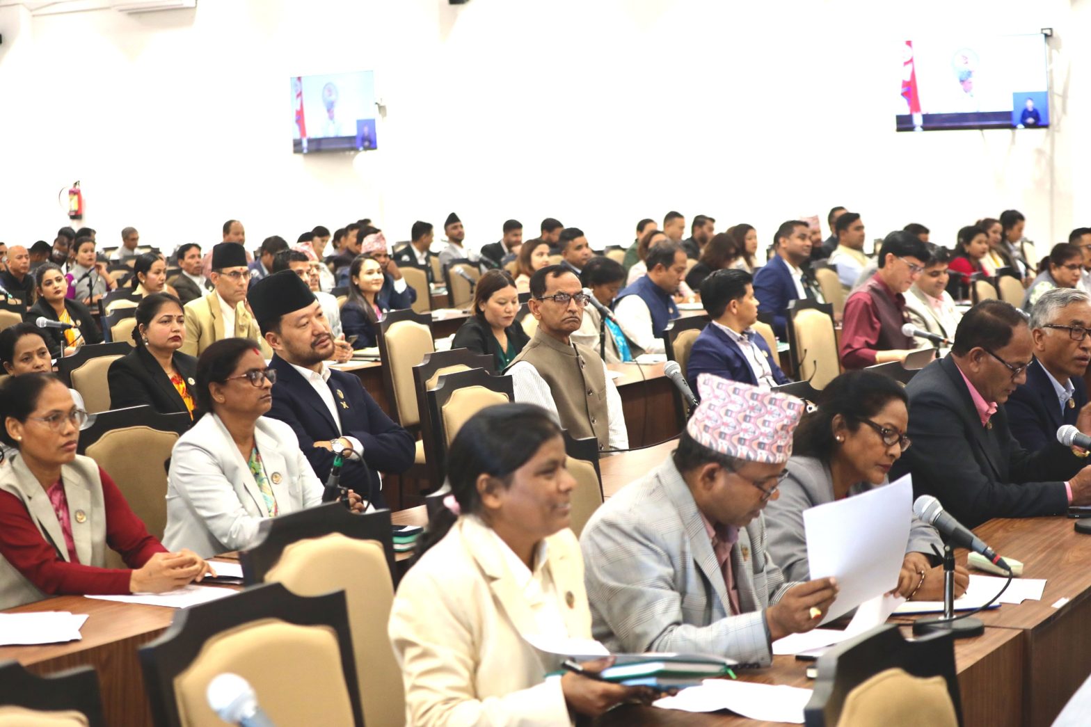 प्रतिनिधिसभाको बैठक बस्दै