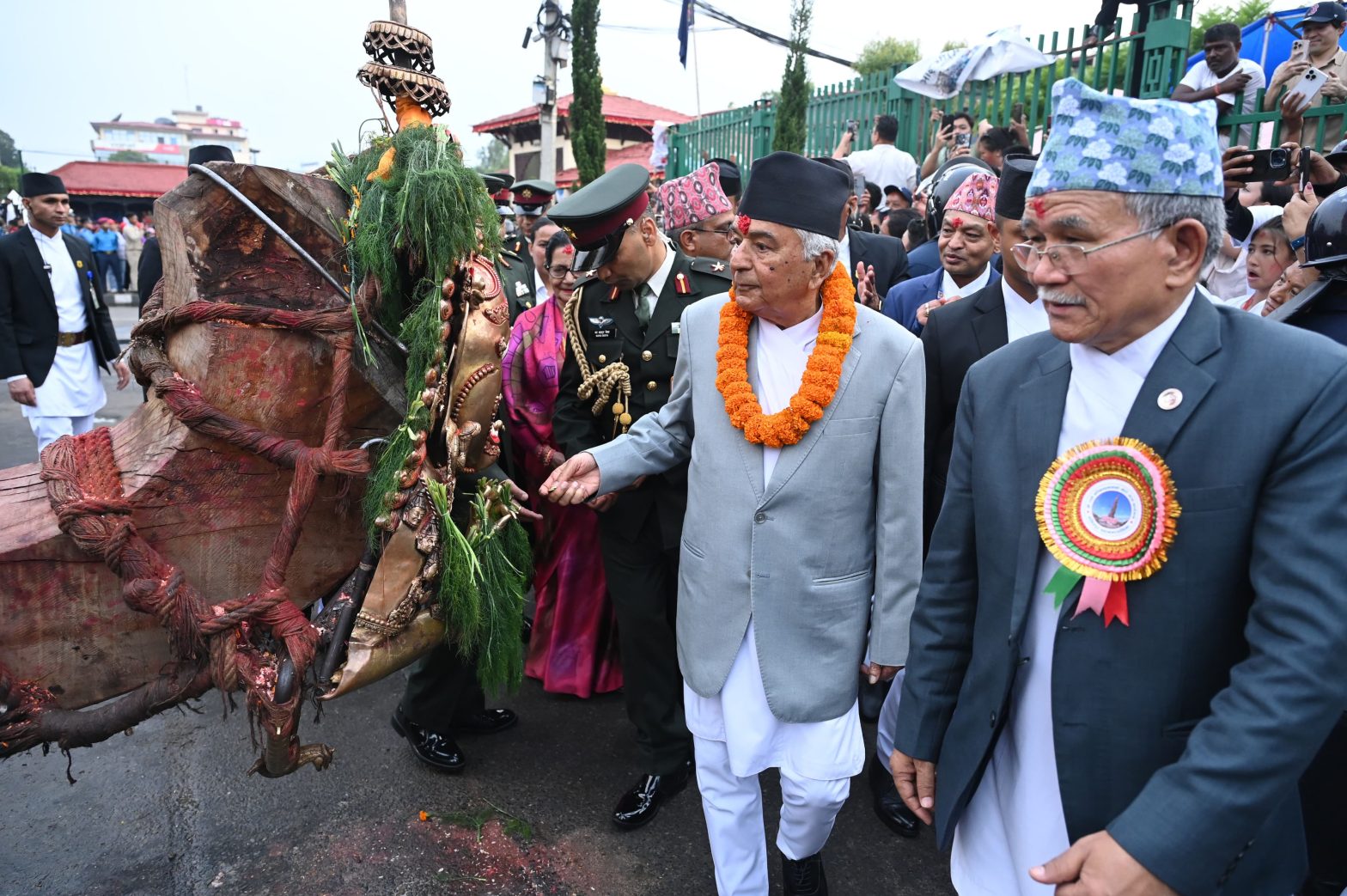 राष्ट्रपति पौडेलद्वारा भोटो जात्रा अवलोकन