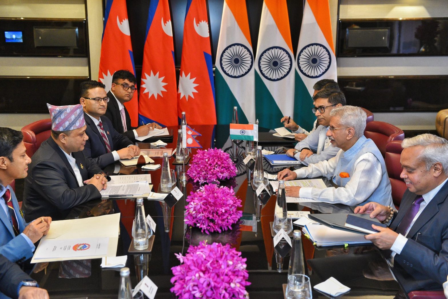 परराष्ट्रमन्त्रीको भारत भ्रमण नेपाल–भारत सम्बन्धलाई नयाँ उचाइमा पुर्याउने प्रतिबद्धता