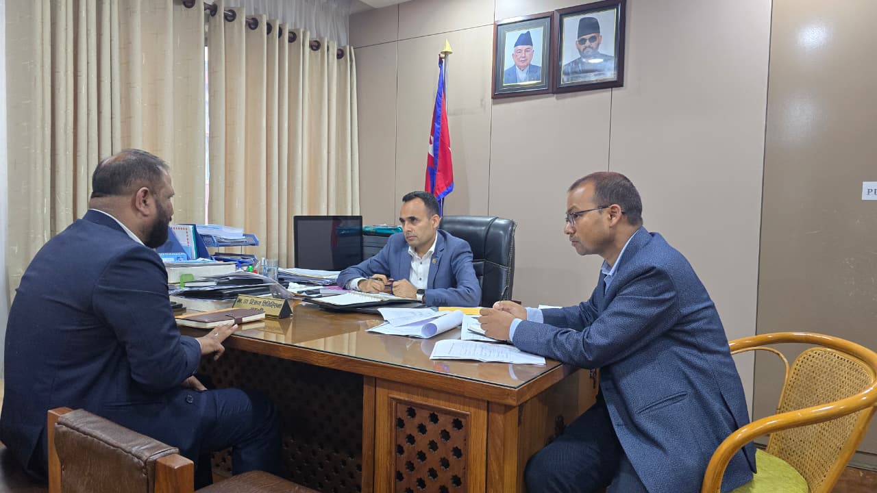 नुवाकोटको विद्युत् समस्या समाधान गर्न निर्देशन