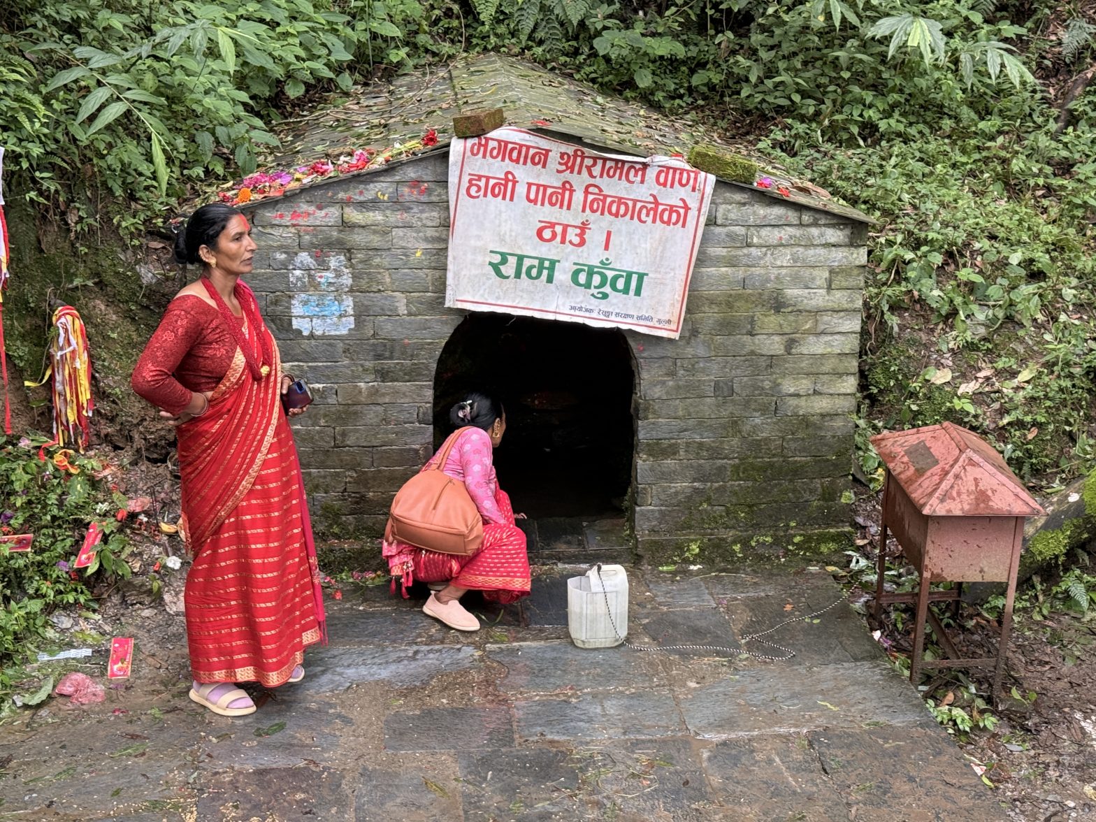 रेसुङ्गामा श्रद्धालुको घुइँचो