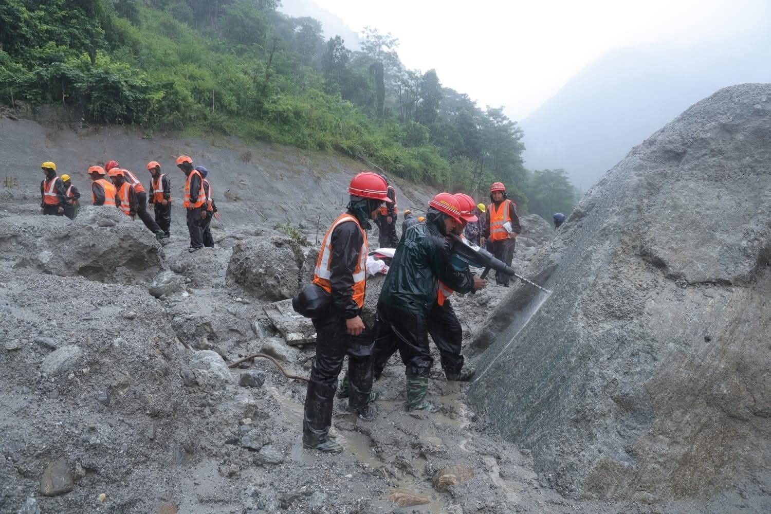 सेनाको निष्कर्षः जलविद्युत्को पुरिएका सुरुङभित्रको उद्धार विपद् प्रतिकार्यको जटिल र साहसिक अध्याय