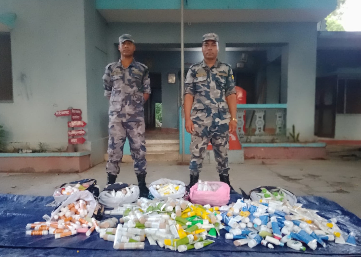 सीमा क्षेत्रबाट अवैध सामान तथा लागुऔषध बरामद