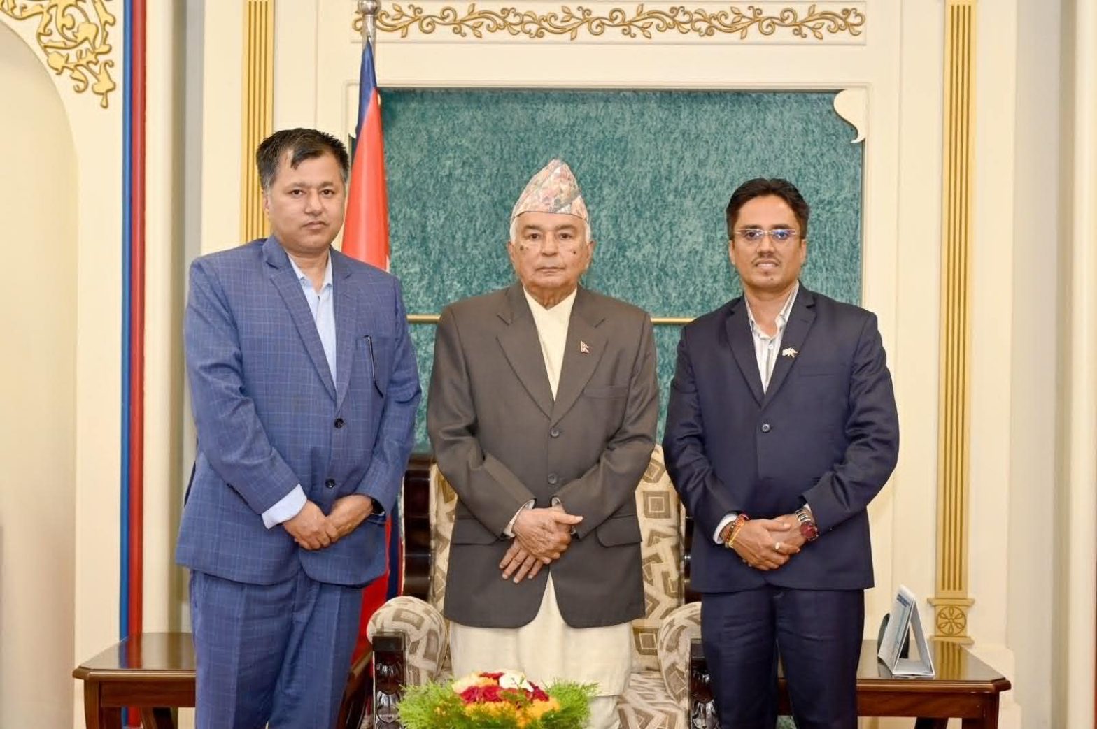 एनआरएनएद्धारा राष्ट्रपतिसमक्ष विश्व ज्ञान सम्मेलनको अवधारणापत्र प्रस्तुत