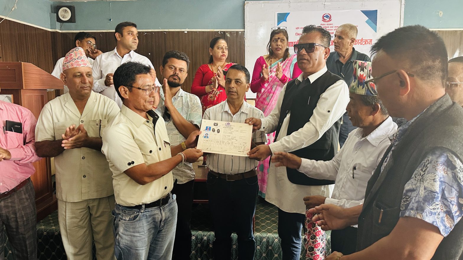 ‘अव्यवस्थित बसोबासबाट जग्गाधनीसम्मः जुनेली बस्तीको ३६ वर्ष’
