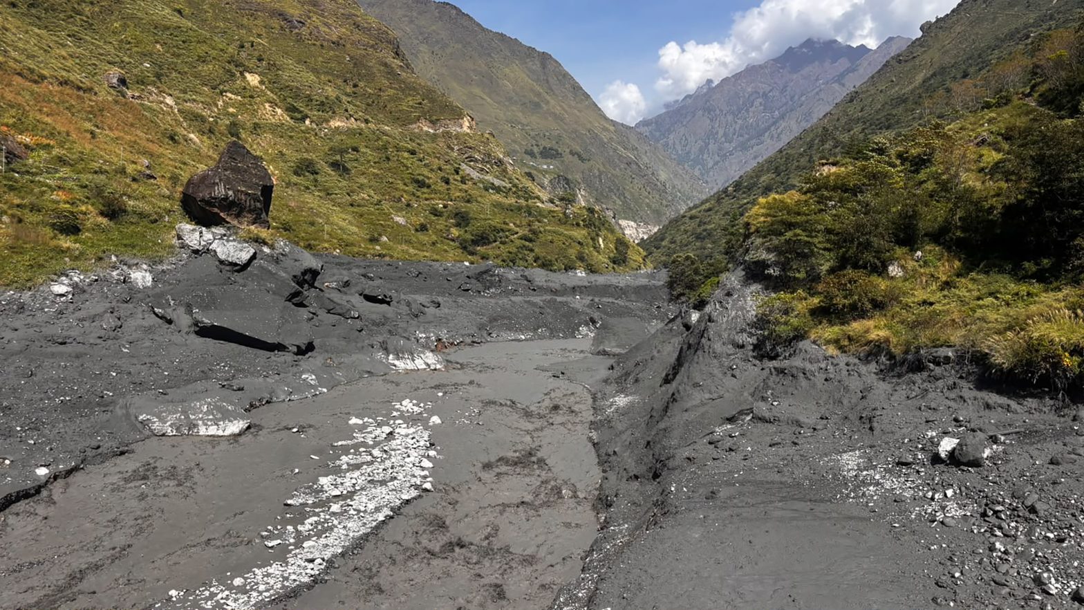 बूढीगण्डकी बाढीः ३६ जनाको उद्धार