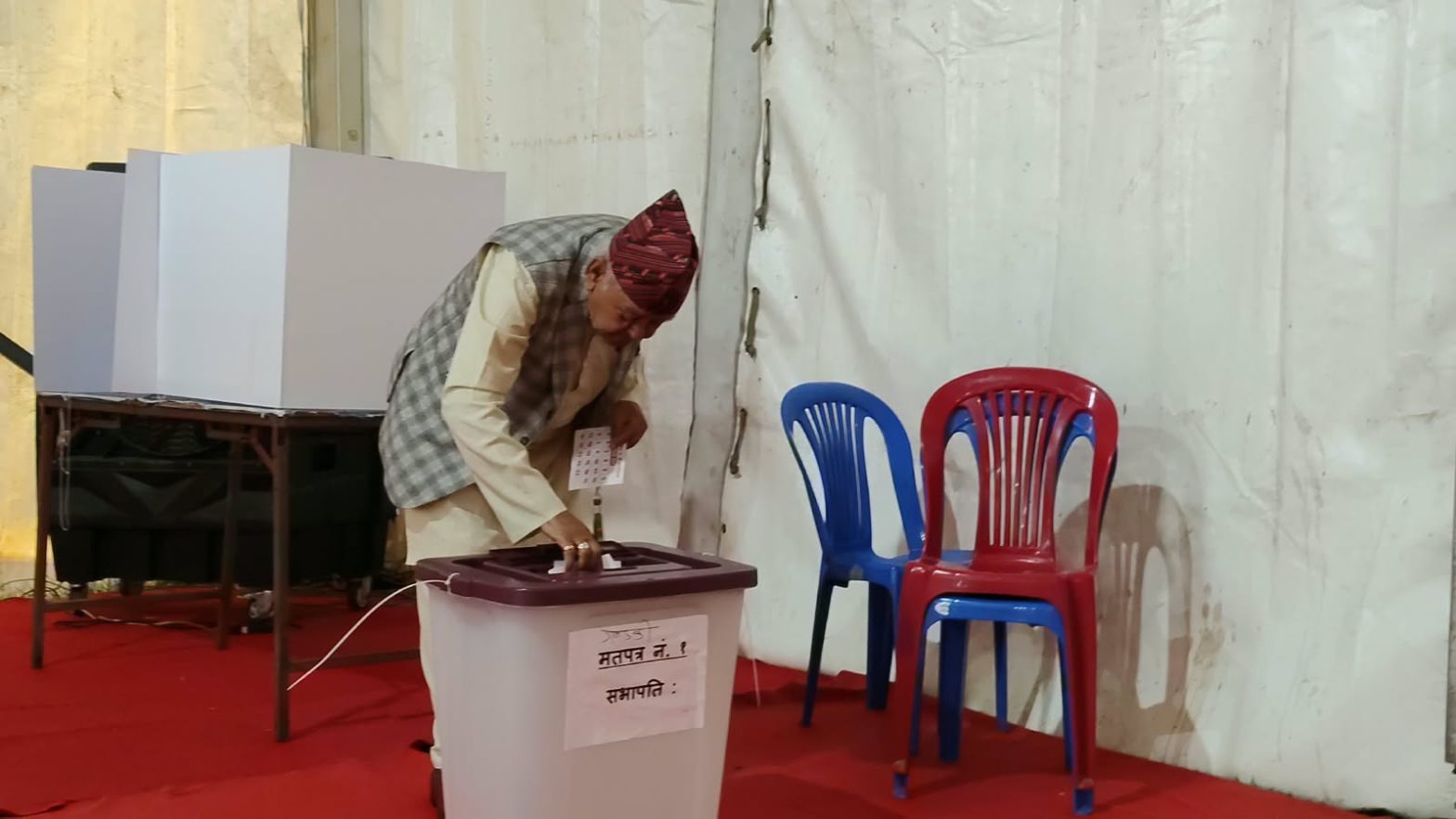 नेपाली कांग्रेस महाधिवेशनः मतदान सुरू